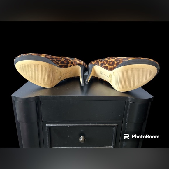 NWOB INC International Leopard Platform Heels - Picture 8 of 15